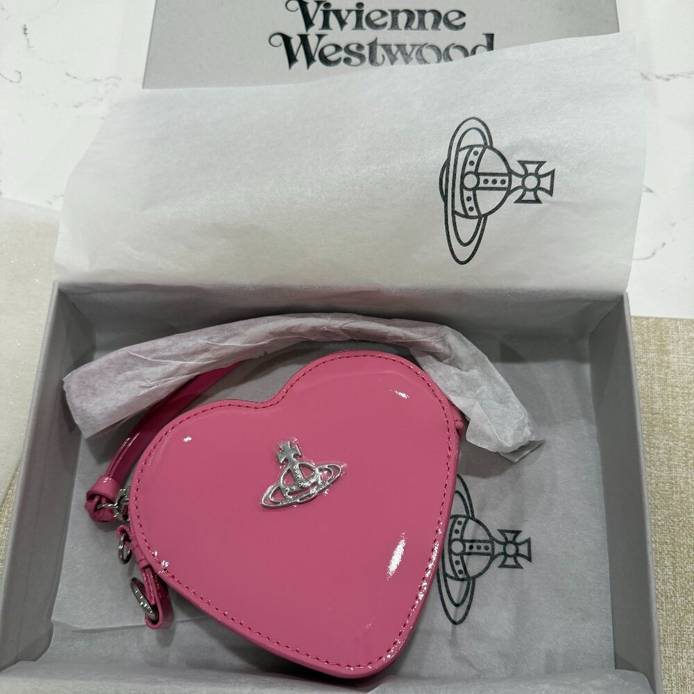 Vivienne Westwood Heart-Shaped Patent Leather Mini Bag – Pink